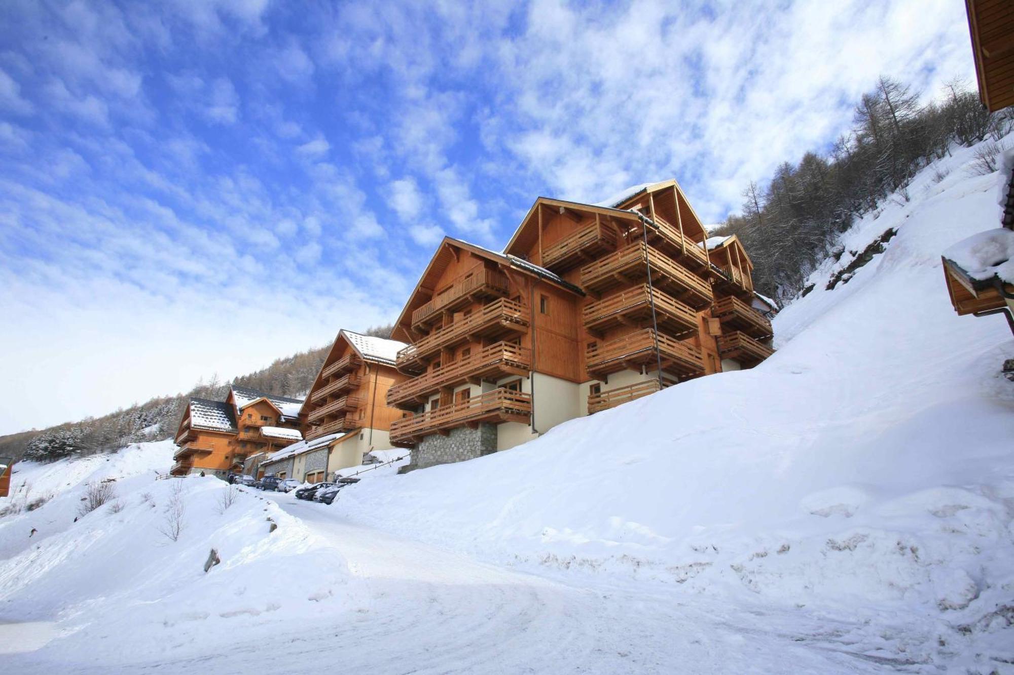 Residence Odalys Le Hameau Et Les Chalets De La Vallee D'Or Valloire Kültér fotó